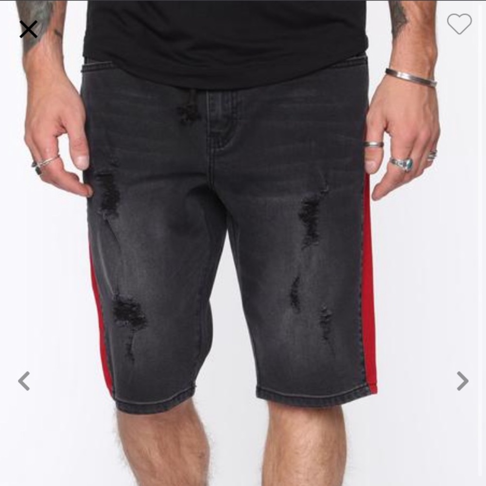 men’s stripe shorts